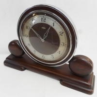 Vintage wooden cased ART DECO Metamec mantle clock - Sold for $73 - 2016