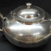 Vintage EPNS Robur Teapot with Infuser insert - Sold for $67 - 2016