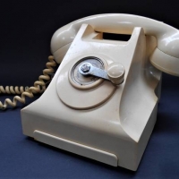 1957 PMG cream Bakelite intercom phone - Sold for $81 - 2018