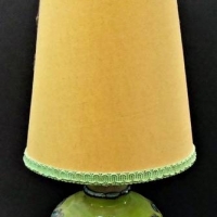 1960s Retro Bright Green Pottery lamp w original shade - Sold for $35 - 2018