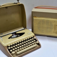 2 x vintage items incl Triumph 'Tippa' portable typewriter and Philips turntable - Sold for $50 - 2018