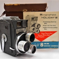 Boxed Vintage Mansfield Holiday 8mm Movie Camera - Sold for $43 - 2018
