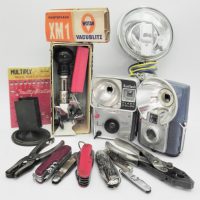 Box-lot-Vintage-Blokey-items-inc-Cameras-Star-flash-BROWNIE-Hanimex-Sun-flash-Photo-flash-bulbs-ticket-punch-Pocket-knives-Boxed-Reiner-metal-sta-Sold-for-56-2020
