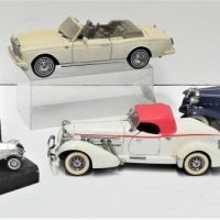 Group-lot-incl-FRANKLIN-MINT-Diecast-Precision-Models-124-scale-inc-1932-Cadillac-1992-Rolls-Royce-Corniche-IV-1935-Auburn-Boattail-Speedster-and-Sold-for-174-2020