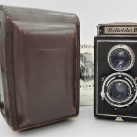 Vintage-Reflekta-II-Twin-Reflex-Camera-w-Original-Leather-Case-Sold-for-50-2021