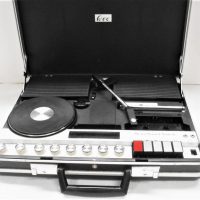 Vintage-Boxed-ARC-6200-Briefcase-Style-Stereo-Cassette-Tape-Recorder-Sold-for-43-2021