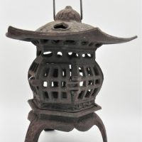 Vintage-Cast-Iron-Japanese-Pagoda-shape-Light-holder-Lantern-style-28cm-H-Sold-for-50-2021