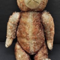 Large-two-tone-mohair-Teddy-Bear-with-stitched-cream-felt-pads-cream-velvet-snout-and-inner-ears-glass-eyes-jointed-60cms-L-Sold-for-68-2021