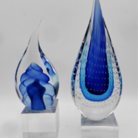 2-x-large-Art-Glass-tear-drop-Paperweights-in-shades-of-blue-and-clear-one-with-control-bubbles-sitting-on-square-stands-29cm-H-Sold-for-68-2021
