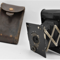 WW1-Australian-Vest-Pocket-Autographic-Kodak-Camera-c1915-including-Stylus-in-original-signed-Case-Believed-t-o-have-belonged-to-AC-AIKMAN-2nd-C-Sold-for-112-2021