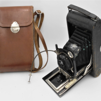 c1920s-Butchers-CARBINE-Bellows-Camera-in-brown-leather-pouch-Sold-for-50-2021