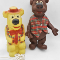 2-x-Vintage-Rubber-Humphrey-Bear-items-inc-Metti-Australia-c1960s-Humphrey-Southern-Television-c1982-Nightlamp-Light-Sold-for-56-2021