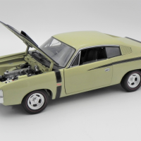 Classic-Carlectable-118-scale-model-Diecast-Chrysler-VH-Valiant-Charger-RT-E38-Blonde-Olive-VGC-Sold-for-161-2021