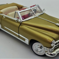 118-Scale-Diecast-Model-Car-1949-Cadillac-Coupe-De-Ville-in-Gold-Model-Made-by-Road-Signatures-Sold-for-62-2021