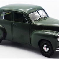 124-Scale-Diecast-Model-Car-1953-Holden-48215-Sedan-in-Green-Model-Made-by-Trax-Sold-for-50-2021