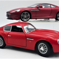 2-x-118-Scale-Model-Diecast-Aston-Martin-Cars-incl-1961-DB4GT-Zagato-in-red-body-Road-Signature-and-a-D89-Coupe-in-burgundy-body-Welly-Sold-for-118-2021