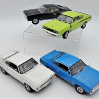 4-x-132-Model-Diecast-Valiant-Chargers-in-Blue-Green-Black-White-Models-Made-by-Signature-Sold-for-56-2021