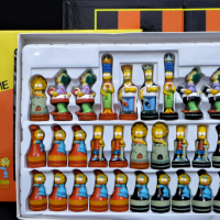 Boxed-modern-Simpsons-3D-Chess-Set-complete-Sold-for-50-2021