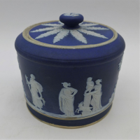 c1800-Wedgwood-dark-blue-white-Jasperware-lidded-container-approx-9cms-D-7cms-H-impressed-mark-Sold-for-56-2021