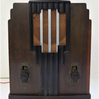 1931-Art-Deco-Empire-state-Airzone-valve-Radio-wooden-case-model-545-Sold-for-286-2021