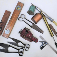 Group-lot-Vintage-Tools-Dawn-75-bench-Vice-Shears-Spirit-levels-Fly-sprayers-etc-Sold-for-124-2021
