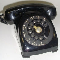 Black Monophone dial TELEPHONE - made by Automatic Electric, USA - Sold for $49 - 2012