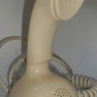 Retro ERICSSON LM TELEPHONE - beige colour - Sold for $92 - 2012