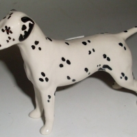 BESWICK DALMATION porcelain figure - approx 12 cm long, 95 cms high - Sold for $92 - 2012