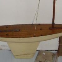 Pond Yacht complete with sails and rigging - Model Sailing Boats by Edward W. Hobbs Cassel - Sold for $207 - 2012
