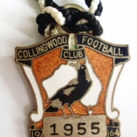 1955 Collingwood Football Club enamel membership medallion - made by Swan & Hudson - Sold for $85 - 2012