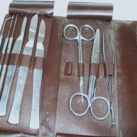 Vinyl pack of Medical surgical instruments made by RAMSEY MELBOURNE inc Scalpels, tweezers, probes, also 3 hooks on chain - Sold for $30 - 2012