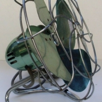 Eilbeck & Co Electric Fan w GREEN Anodised Blades & Motor, in swivel chromed stand, fab cond - Sold for $61 - 2013