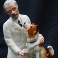 Royal Doulton figurine Thanks Doc ! - HN2731 1975-90 - 222 cmsH - Sold for $183 - 2015