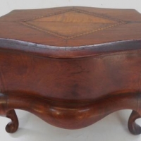 c1910 Sheraton style inlaid wooden Jewellery casket on cabriole legs - 25cms W - Sold for $67 - 2016