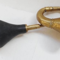 Vintage, c1920's brass car horn with rubber bulb - Sold for $73 - 2016