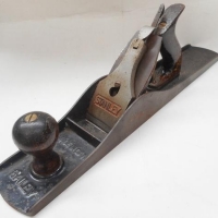 Vintage Stanley No 6 Smoothing plane made in Canada - Sold for $55 - 2016