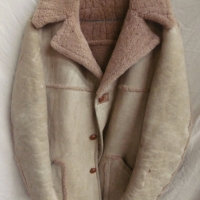 Vintage medium length sheepskin jacket - size large to extra large - Sold for $27 - 2016