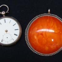 Lot 281 - 2 x Pces vintage jewellery incl large Eastern brooch set with amber & Sterling silver pocket watch - af