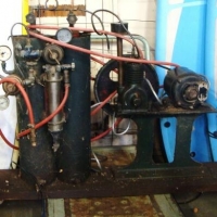 Very large primitive vintage Air compressor - Sold for $174 - 2016