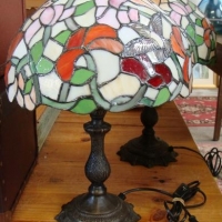 2 x Vintage leadlight lamps with birds - Sold for $137 - 2016