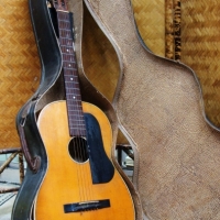 Juan Hermadez acoustic classical guitar in hard case - made in Spain - Sold for $81 - 2016