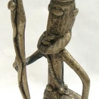 African cast bronze Ogboni figurine - approx h 14cm - Sold for $31 - 2016