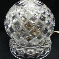 Vintage squat diamond cut crystal boudoir lamp - approx 16 cm H - Sold for $50 - 2016