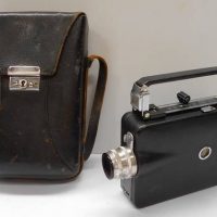 Movie camera 16mm Cine-Kodak Magazine 16 Movie Camera vintage hand crank works - Sold for $37 - 2018