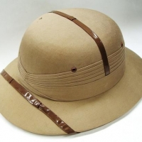 Vintage PITH HELMET - new cond w original JOHN FORWARDS HAT FACTORY Label - Sold for $25 - 2016