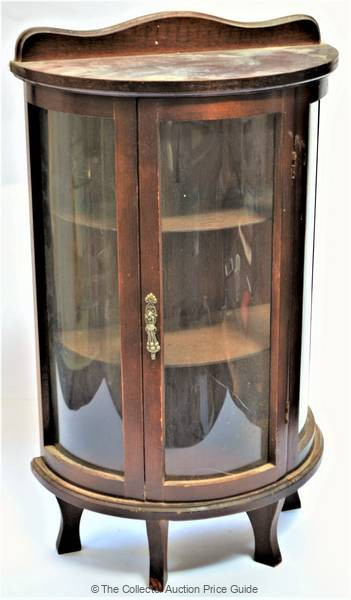 Vintage style - small wooden half round curio cabinet with rounded
