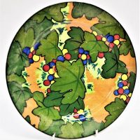 Vintage Royal Doulton cabinet plate D4548 - leaf and berries decoration - Sold for $50 - 2019