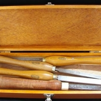 4 vintage wood turning chisels in box - Sold for $56