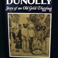 2nd edition James Flett hc Dunnolly the story of & old Gold Digging - Sold for $31 - 2017
