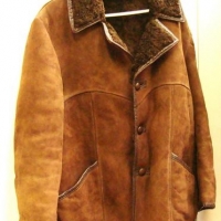 1980's New Zealand lambs wool jacket, brown with leather trim - size large - Sold for $81 - 2017